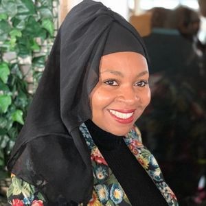 Meet your Posher, Alia